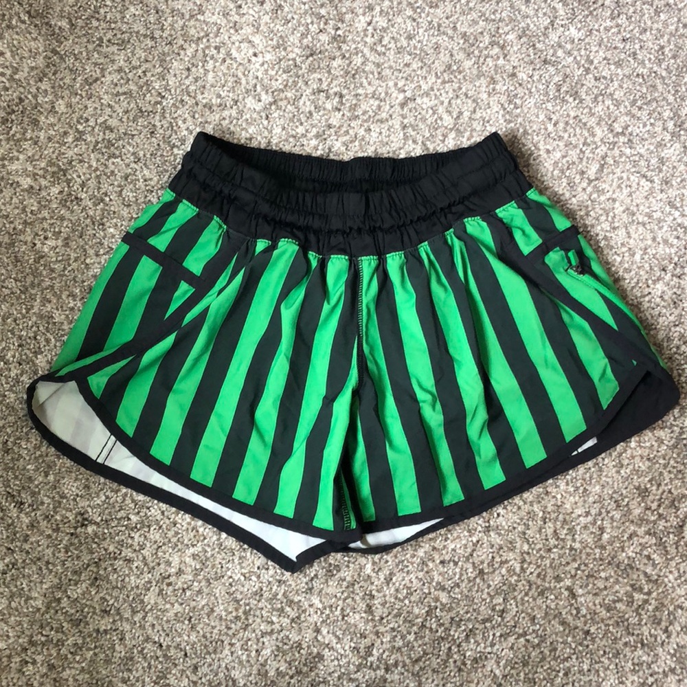 Lululemon hottie hot shorts - Seawheeze 2015